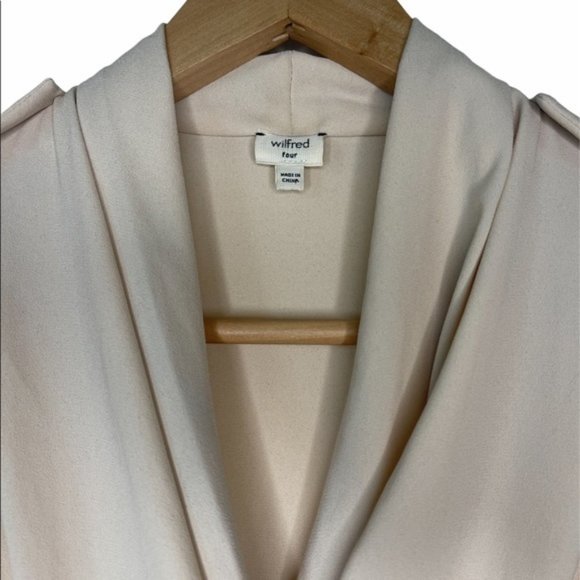 Artiza Wilfred | Elegant Blush Pink Wrap Dress | 4 - Picture 5 of 9